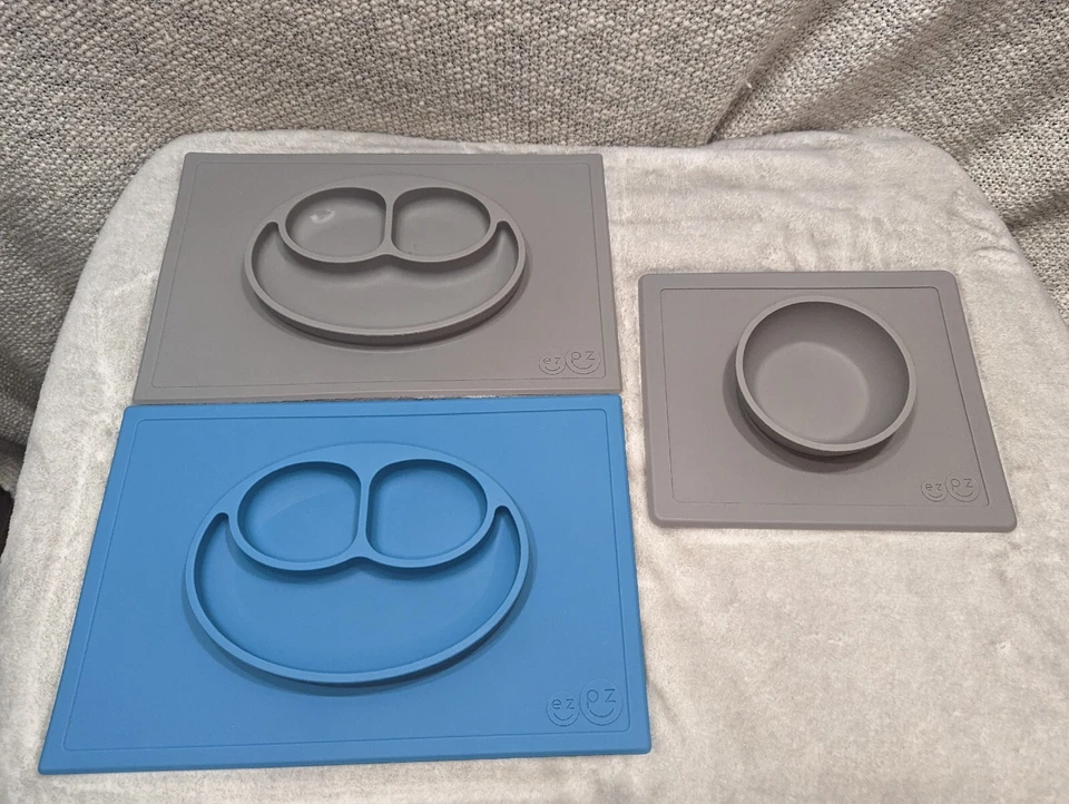 Lote de 3 placas de succión Ezpz Happy Mat 100% silicona 10x15 (2) y cuenco (1)  Foto 1 de 3