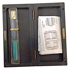 Old Navy Magnet Travel Backgammon Game - Picture 1 of 6