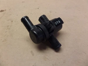 2013 TRIUMPH THRUXTON 900 AIR VALVE 273 - Picture 1 of 5