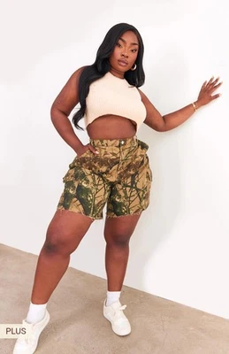 Pantalones Cortos Carga PrettyLittleThing Plus Caqui Camuflaje Denim Talla 22 EE. UU. NUEVOS CON ETIQUETAS Foto 1 de 4