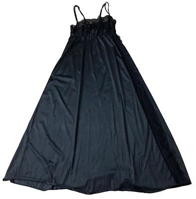 Maxi Slip Beeline para mujer de colección talla M negro con abertura lateral ribete de encaje correas de espagueti Foto 1 de 4