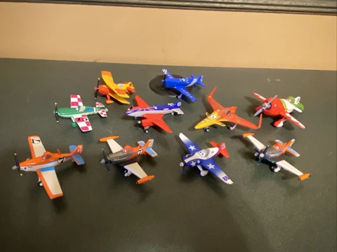 Disney Pixar Planes Diecast Lot 10 Dusty Bulldog Jay Arturo Sunwing Kowalski Ish Cover