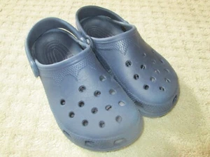Crocs Unisex Classic Clogs Blau Navy Original Schuhe Damen 6-7 / Herren 4-5 - Bild 1 von 6