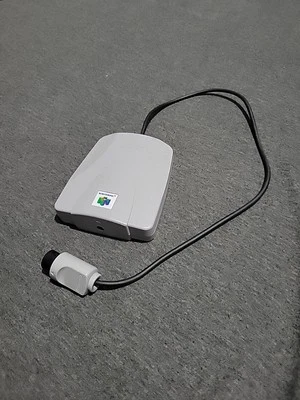 Unidad de reconocimiento de voz Nintendo 64 NUS-020 VRU JPN (unidad japonesa sin micrófono) Foto 1 de 2