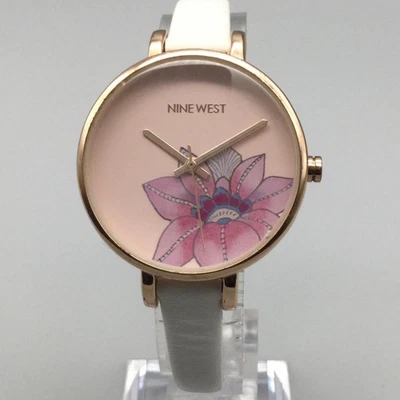 Reloj Mujer Nine West Correa Blanca Tono Dorado Rosa Esfera Floral 35mm Batería Nueva Foto 1 de 4