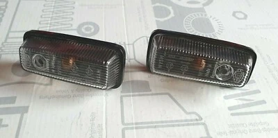 /199/ orig. Mercedes-Benz 2x Frecce Laterali Lente Bianca Classe G W460 W461 W463 - Immagine 1 di 2