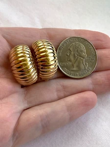 Vtg 1980s/90s Style 1" 14K M Yellow Gold Shrimp Shaped Half Hoop Earrings, 9.5g - Picture 1 of 20