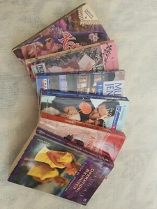 Vintage HARLEQUIN romance lot of 6 books!  - Bild 1 von 12
