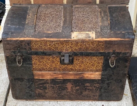 Antique Vintage Large Dome Top Steamer Trunk Cover