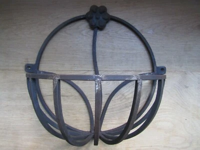 IRONMONGERYWORLD Hand forged wrought iron Vintage Equine Hay Rack Feeder Cottage Garden Planter