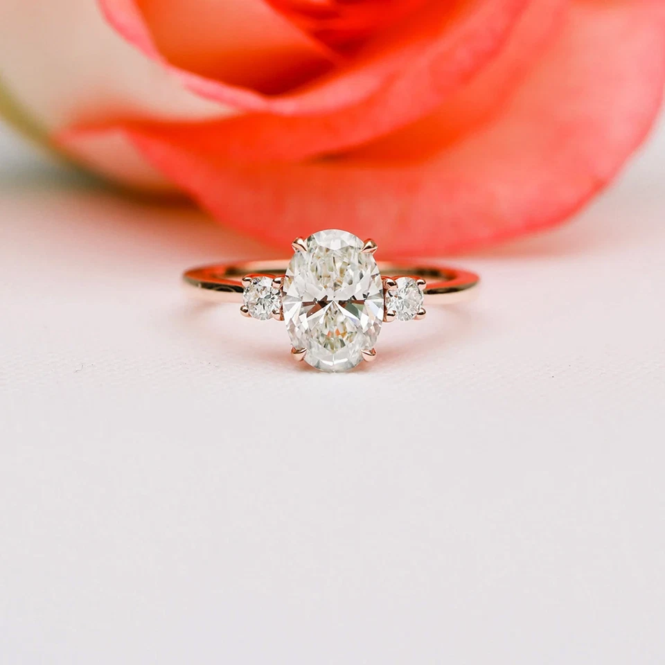 Wedding Diamond Ring Lab Grown Oval 1.9 Ct IGI Certified 18k Yellow Gold Size 7 - Image 1 of 4