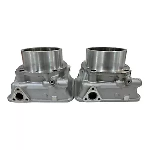 Pair of Ducati 748 Genuine OEM Cylinder Assembly Matched Pair Size (B) - Picture 1 of 8
