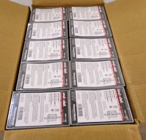 Thomas & Betts IH3-1-LM 1/2 IN 1 GANG ALUMINUM 3 OUTLETS (Box of 50) S3 - Picture 1 of 4