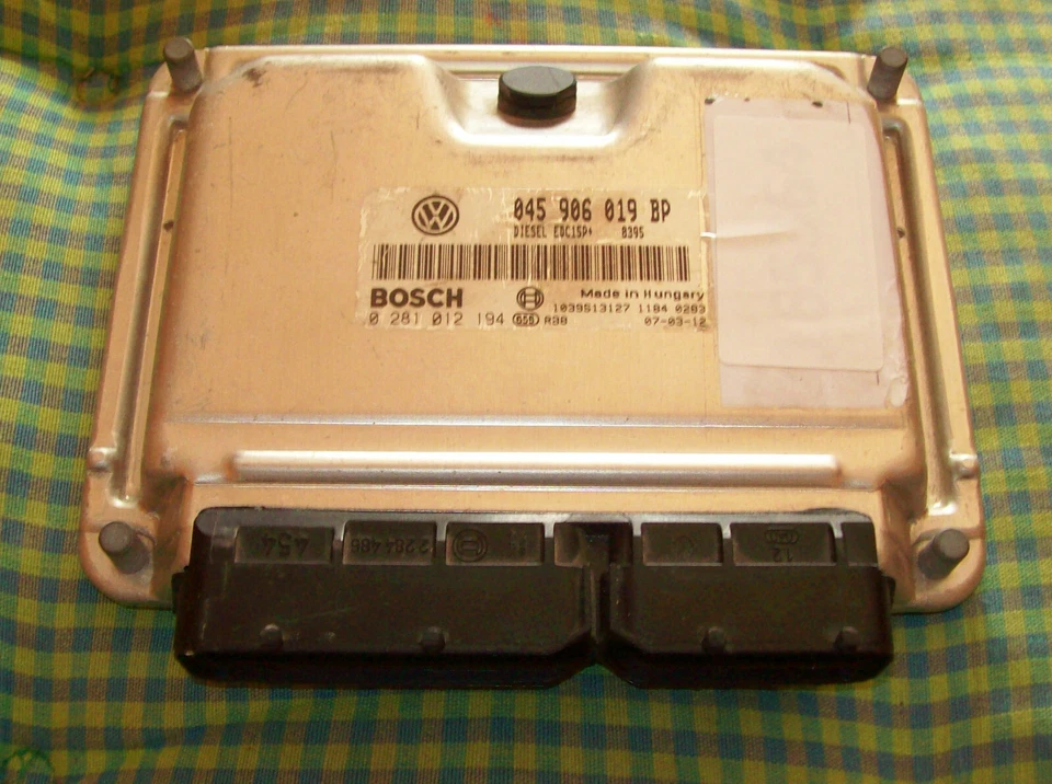 Centralina motore VW Polo 1.4 TDI BNM 045906019BP 0281012194 51KW/70CV 2007 - Immagine 1 di 1