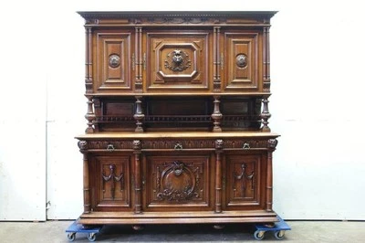 Aparador buffet grande antiguo francés renacentista tallado Foto 1 de 4