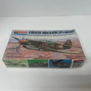 Monogram 1985 Tiger Shark P-40B /P-40 Warhawk 1:48 Kit #5209 - Picture 1 of 7