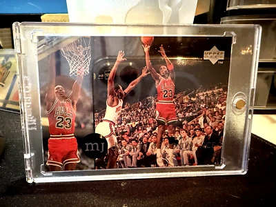 1994 Upper Deck Michael Jordan Rare Air Tribute Set - W/ Menedez Brothers #89 - Image 1 of 4