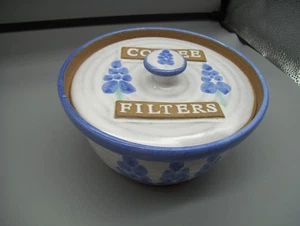 Kaffeefilterbehälter mit Deckel aus Glasur Steinzeug signiert Made in Texas USA - Bild 1 von 9