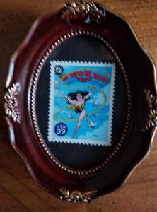 FRAMED WONDER WOMAN COMICS UNUSED 2006 U.S. POSTAGE STAMP - Picture 1 of 2