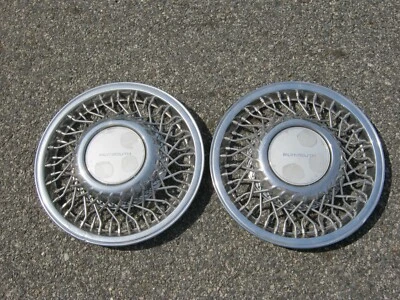 Genuine 1992 Dodge Plymouth Grand Voyager wire spoke locking 15 inch hubcaps - Изображение 1 из 4