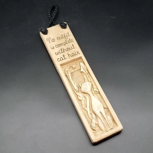 Hand Cast Stone Cat Plaque "No Outfit Is Complete Without Cat Hair" Wall Hanging - Picture 1 of 12