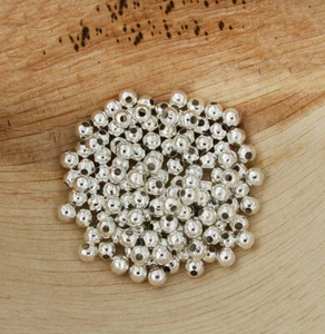 250 Spacer Beads Silver Tone 5mm Round Shape - FD485 - Picture 1 of 2