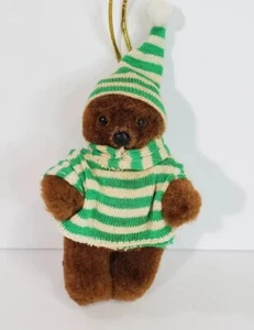 "Ropa vintage adorno de Navidad oso marrón posable verde blanco a rayas 4,5" - Imagen 1 de 8