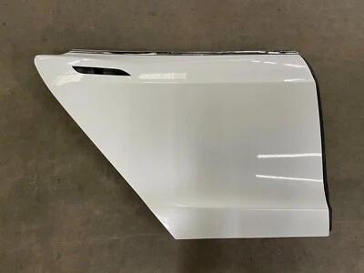 17-20 特斯拉 Model S 右后乘客门壳 带玻璃 完整 原始设备制造商 BTP1 — 第 1/4 张图片