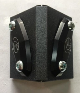 GW-HO/DN Coppia Tappi Specchio Evotech Neri Adattabili Honda - Imagen 1 de 1
