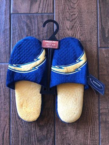 NFL LA Chargers Team  Slippers Slip on House Shoes Foco Mens Medium 9-10 Cover
