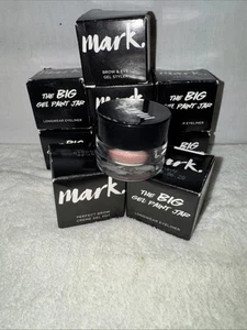 Avon Mark 18hr Artist Eyeshadow Ink - Shade - Picture 1 of 12
