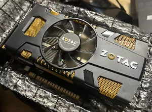 ZOTAC NVIDIA GeForce GTX 550 Ti Amp Ed. 1 GB 192 Bit DDR5 (ZT-50401) FAST SHIP! - Picture 1 of 8