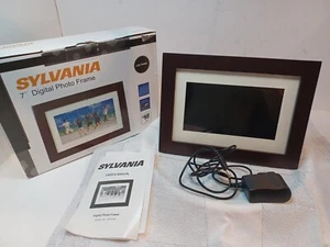 7" Digital Photo Frame - Sylvania- LED PANEL.. Pre-owned  - Picture 1 of 6