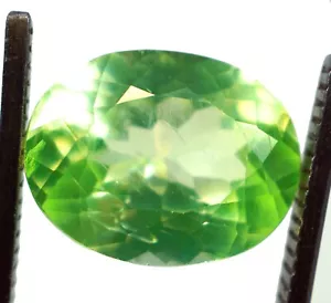 Piedra preciosa suelta peridoto verde natural en forma ovalada de 7,30 quilates con certificación EGL - Imagen 1 de 3