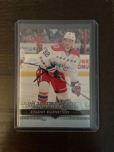 2014-15 Upper Deck Young Guns Rookie Evgeny Kuznetsov RC Gradable!