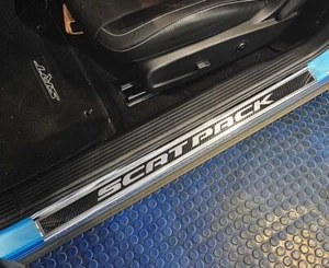 Alféizares de puerta de fibra de carbono 2015-2024 Dodge Challenger con ""paquete Scat"" pulido - Imagen 1 de 1