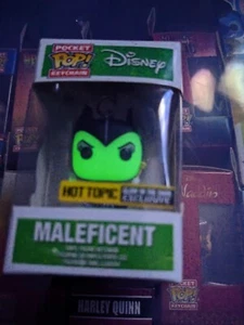 Funko Pocket Pop! Keychain Maleficent Glow In The Dark HT Exclusive W/Protector - Picture 1 of 8