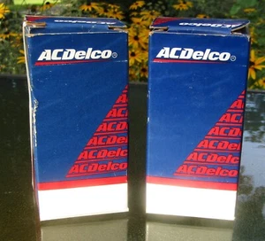 (2) 1995 AC DELCO General Motors #16524431 Headlamp Bulb UNUSED NOS #9007 Look - Picture 1 of 3