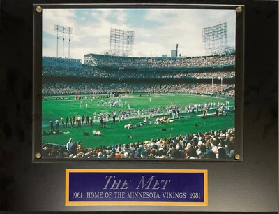 THE MET STADIUM MINNESOTA VIKINGS ENMARCADO 8X10 FOTO-MAN CUEVA-12X15 PLACA DE PARED Foto 1 de 4