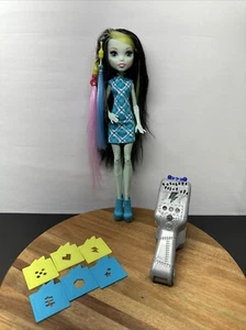Monster High Doll Frankie Stein Voltageous Hair With Original Clothes #21B - Picture 1 of 15