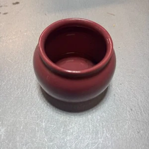Maceta de cerámica roja Coors Rosebud de principios de 1900 - Imagen 1 de 7