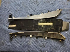 Right Passenger Door Trim & Weatherstrip 2023 Audi SQ8 4M8853290 2020 2021 2022 - Picture 1 of 6