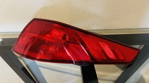 2014-2015 Kia Optima tail lamp assembly right rear OEM Genuine Replacement Part - Picture 1 of 4