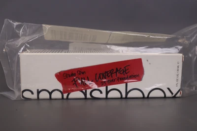 Smashbox Studio Skin Full Coverage 24 Hr Foundation -Very Fair / Neutral (0.1) - Image 1 of 4