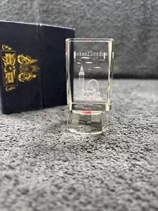 London 3D Laser Cut Crystal with Light Paperweight Souvenir Gift 8cm tall - Picture 1 of 13