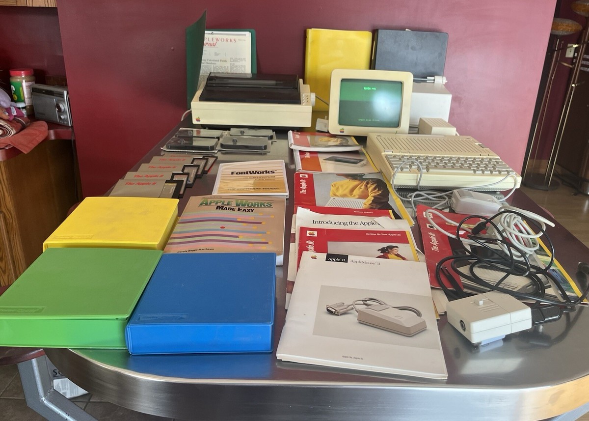 Apple IIc Vintage Computers & Mainframes for sale - eBay Apple IIc Vintage Computers & Mainframes for sale - eBay