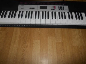 Casio CTK-1500 61-Key Portable Keyboard | Built-In Songs & Rhythms | Great Con - Picture 1 of 12