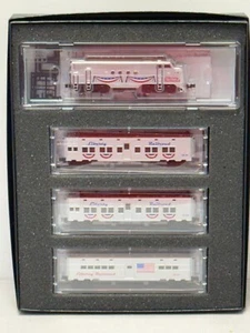 Micro-Trains Micro Seasons 993 21 030 Liberty Railroad Diesel Loco & 3 Cars - Picture 1 of 9