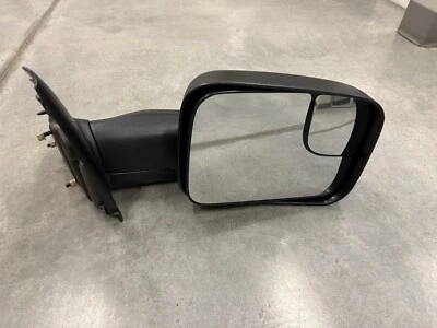 Dodge RH Mirror Assembly CH1321227 - Image 1 of 4