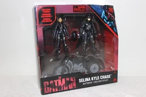 THE BATMAN BATMAN AND SELINA KYLE CHASE 4 INCH FIGURES AND BATCYCLE -NIB- 2021 S - Picture 1 of 4